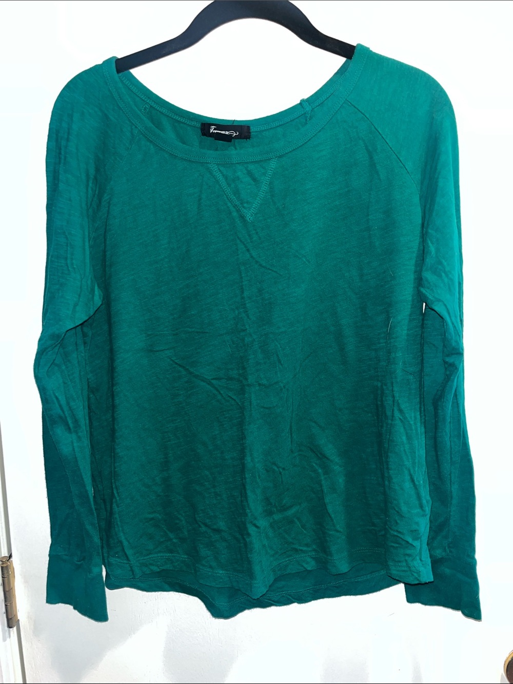 Green Long-Sleeve Crewneck Shirt